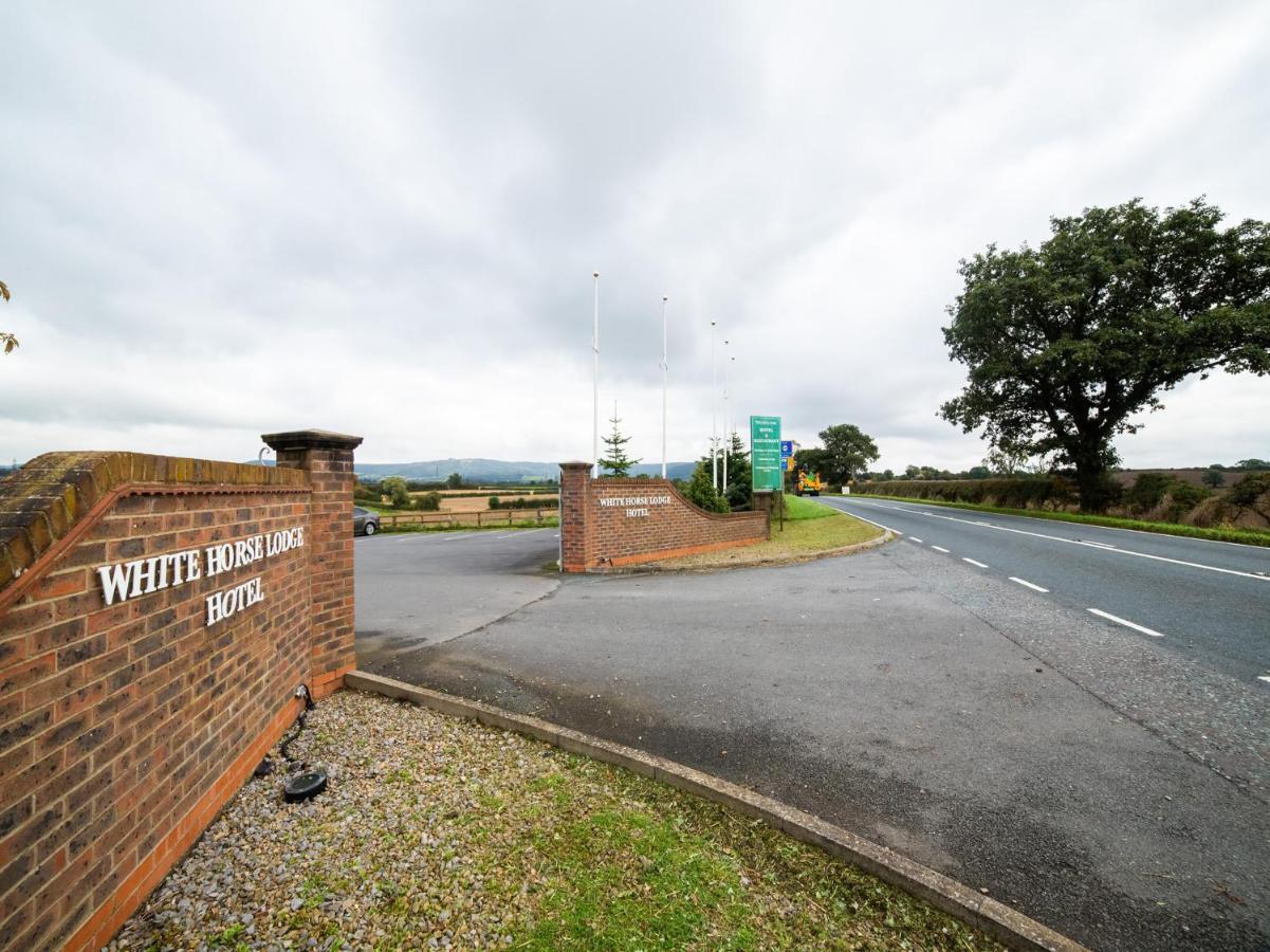 Oyo White Horse Hotel, East Thirsk Bagby